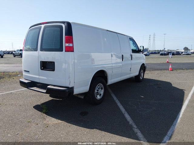1GCWGAFG3J1334552 Chevrolet Express 2500 Work Van