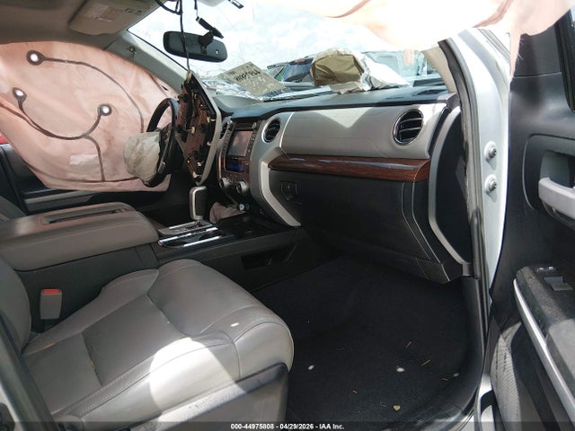Продажа на аукционе авто 2014 Toyota Tundra Limited 5.7l V8, vin: 5TFFY5F10EX155565, номер лота: 44975808