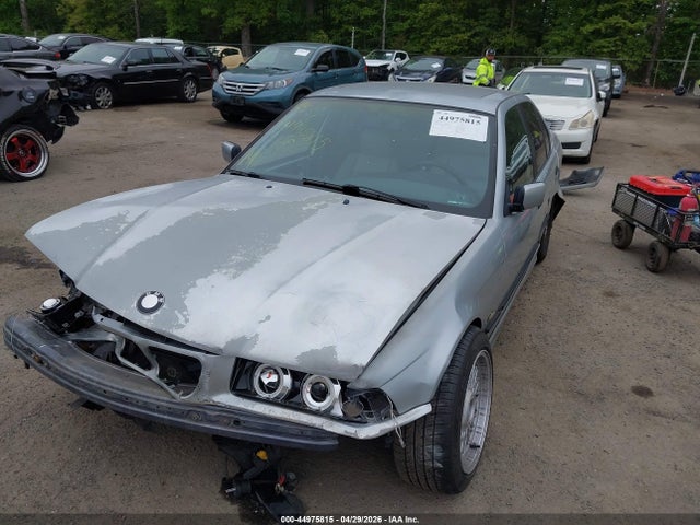 1998 Bmw 328i მანქანა იყიდება აუქციონზე, vin: WBACD4321WAV60213, აუქციონის ნომერი: 44975815