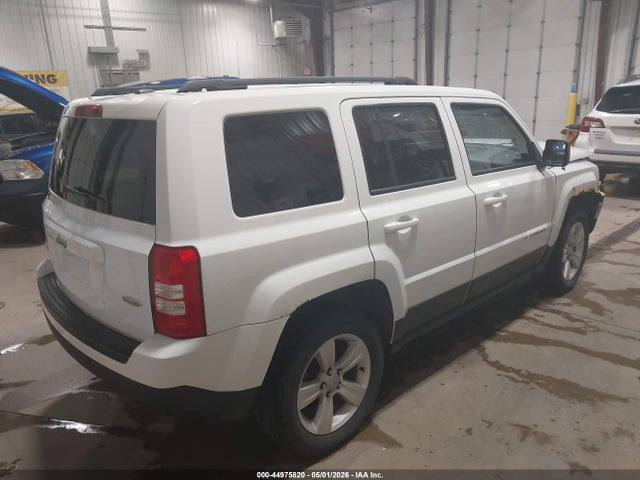 Продаж на аукціоні авто 2016 Jeep Patriot Latitude, vin: 1C4NJRFB5GD712541, номер лоту: 44975820