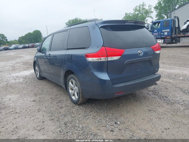 Aukcja sprzedaży 2014 Toyota Sienna Le V6 8 Passenger, vin: 5TDKK3DCXES449991, numer aukcji: 44975829