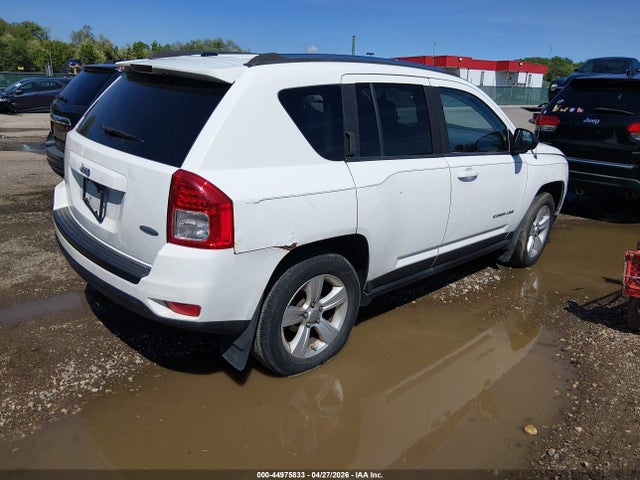 44975833 :رقم المزاد ، 1C4NJDEB1CD621877 vin ، 2012 Jeep Compass Latitude مزاد بيع