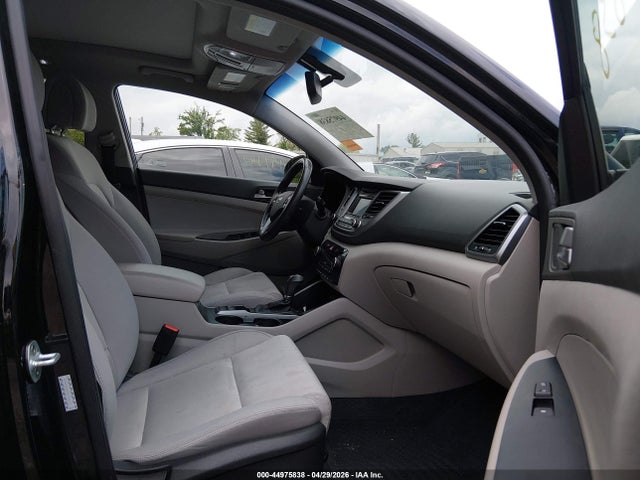 Aukcja sprzedaży 2017 Hyundai Tucson Value, vin: KM8J3CA20HU566107, numer aukcji: 44975838
