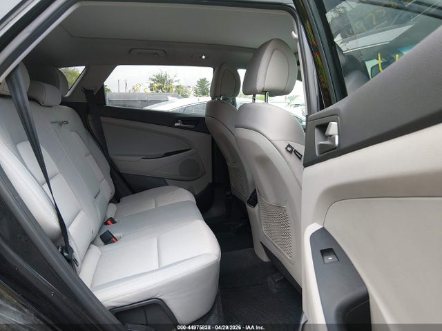 Aukcja sprzedaży 2017 Hyundai Tucson Value, vin: KM8J3CA20HU566107, numer aukcji: 44975838