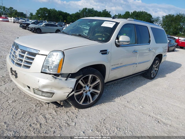 Продаж на аукціоні авто 2011 Cadillac Escalade Esv Premium, vin: 1GYS4JEF5BR117081, номер лоту: 44975884