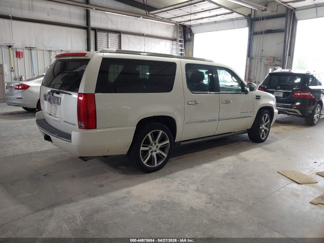 Продаж на аукціоні авто 2011 Cadillac Escalade Esv Premium, vin: 1GYS4JEF5BR117081, номер лоту: 44975884