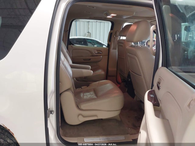 Продаж на аукціоні авто 2011 Cadillac Escalade Esv Premium, vin: 1GYS4JEF5BR117081, номер лоту: 44975884