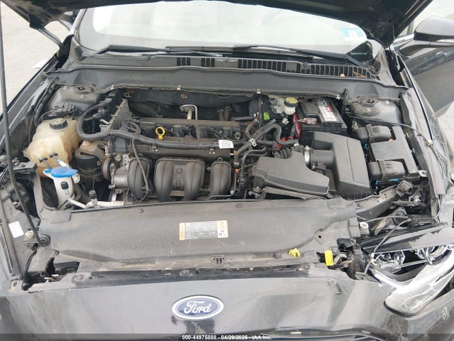 44975888 :رقم المزاد ، 3FA6P0H77FR228826 vin ، 2015 Ford Fusion Se مزاد بيع