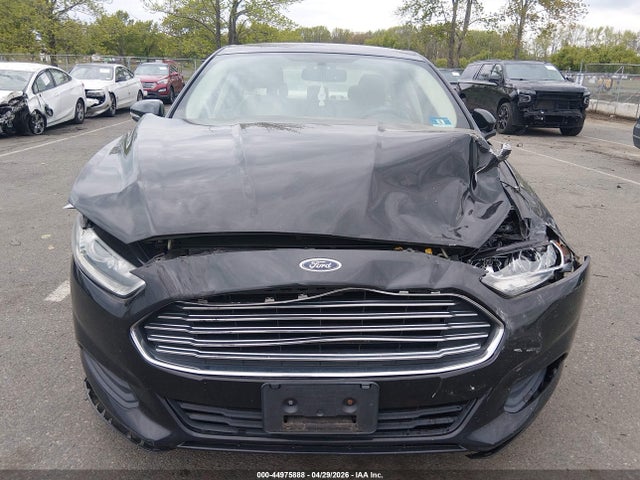 44975888 :رقم المزاد ، 3FA6P0H77FR228826 vin ، 2015 Ford Fusion Se مزاد بيع