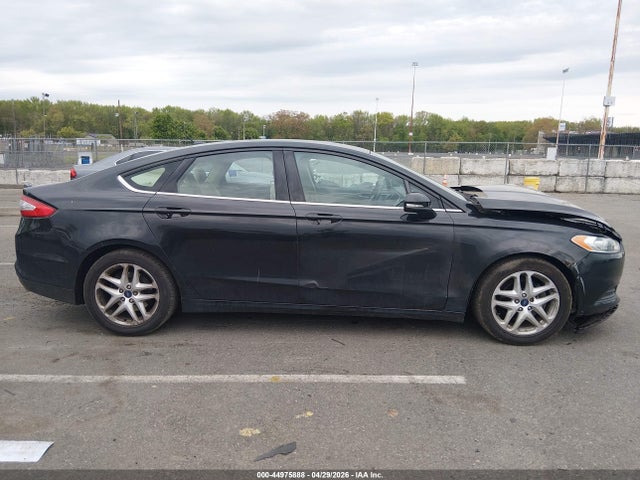 44975888 :رقم المزاد ، 3FA6P0H77FR228826 vin ، 2015 Ford Fusion Se مزاد بيع