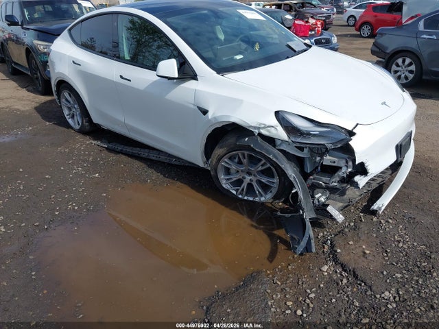 7SAYGDEE2PF763324 Tesla Model Y