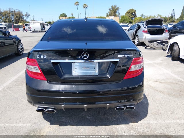 2009 Mercedes-benz Amg C 63 მანქანა იყიდება აუქციონზე, vin: WDDGF77X89F204294, აუქციონის ნომერი: 44975924