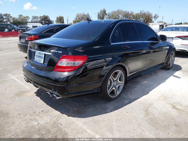 2009 Mercedes-benz Amg C 63 მანქანა იყიდება აუქციონზე, vin: WDDGF77X89F204294, აუქციონის ნომერი: 44975924
