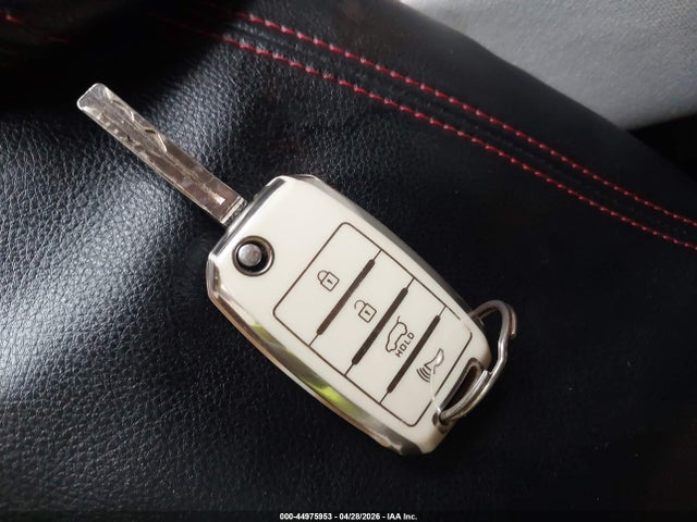 Продажа на аукционе авто 2015 Kia Optima Lx, vin: KNAGM4A76F5546414, номер лота: 44975953