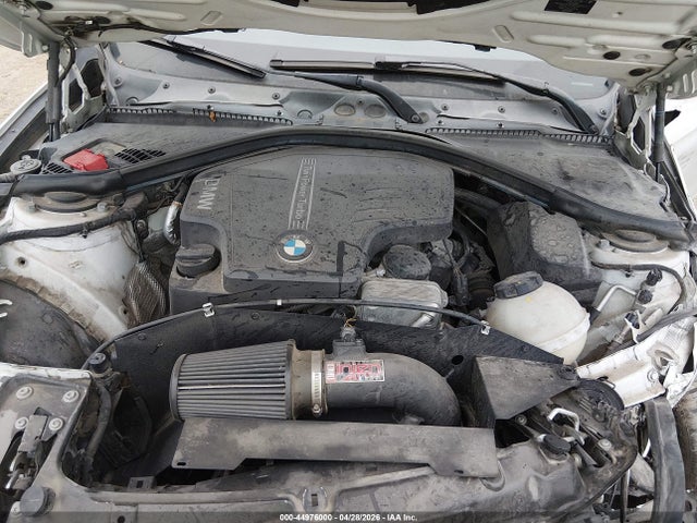 2015 Bmw 328i მანქანა იყიდება აუქციონზე, vin: WBA3A5G59FNP35285, აუქციონის ნომერი: 44976000