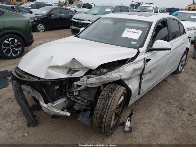 2015 Bmw 328i მანქანა იყიდება აუქციონზე, vin: WBA3A5G59FNP35285, აუქციონის ნომერი: 44976000