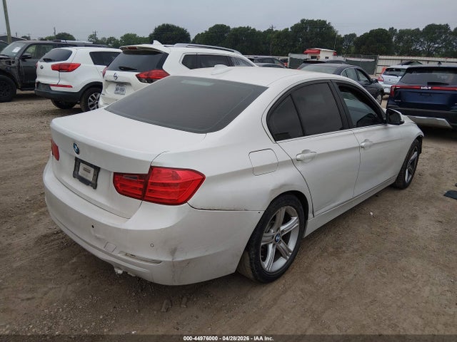 2015 Bmw 328i მანქანა იყიდება აუქციონზე, vin: WBA3A5G59FNP35285, აუქციონის ნომერი: 44976000