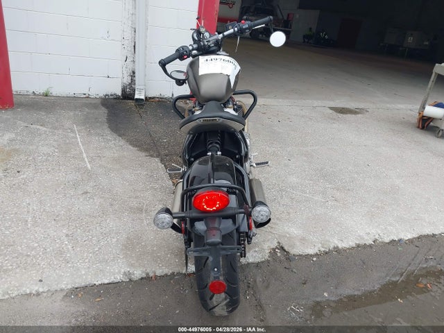 Triumph Motorcycle Bonneville Bobber 2017 SMTD42HL0HT826746 Image 6