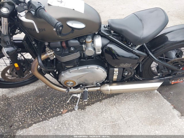 SMTD42HL0HT826746 Triumph Motorcycle Bonneville Bobber