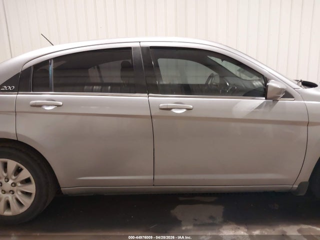 44976009 :رقم المزاد ، 1C3CCBAB7DN560692 vin ، 2013 Chrysler 200 Lx مزاد بيع