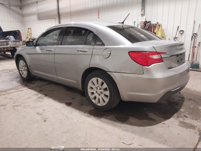 44976009 :رقم المزاد ، 1C3CCBAB7DN560692 vin ، 2013 Chrysler 200 Lx مزاد بيع
