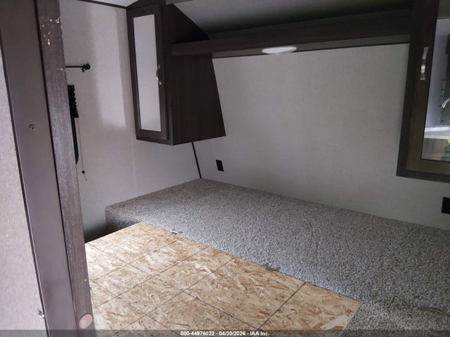 Springdale Other 2019 4YDT29829K3105393 Image 8