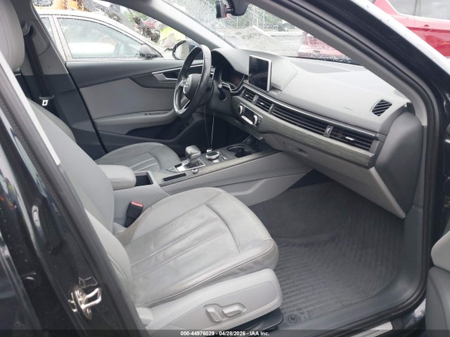 Продажа на аукционе авто 2018 Audi A4, vin: WAUKMAF49JN015840, номер лота: 44976029