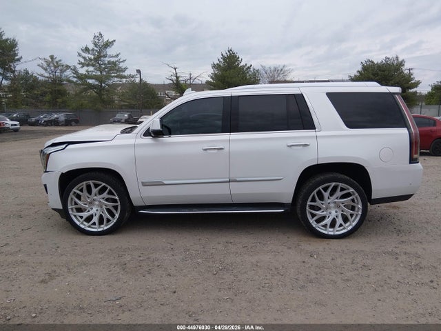 2019 Cadillac Escalade Luxury მანქანა იყიდება აუქციონზე, vin: 1GYS4BKJ2KR248645, აუქციონის ნომერი: 44976030