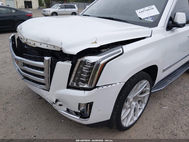 2019 Cadillac Escalade Luxury მანქანა იყიდება აუქციონზე, vin: 1GYS4BKJ2KR248645, აუქციონის ნომერი: 44976030