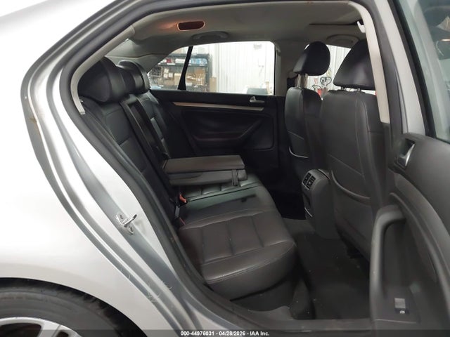 44976031 :رقم المزاد ، 3VWEF71K67M192137 vin ، 2007 Volkswagen Jetta Wolfsburg Edition مزاد بيع