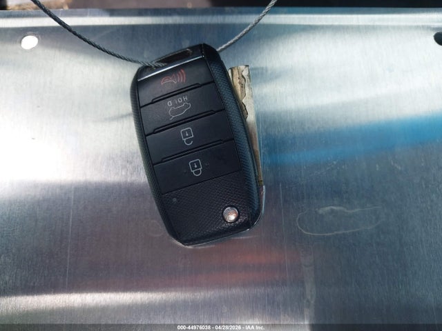 44976038 :رقم المزاد ، 5XYPGDA31GG056883 vin ، 2016 Kia Sorento 2.4l Lx مزاد بيع