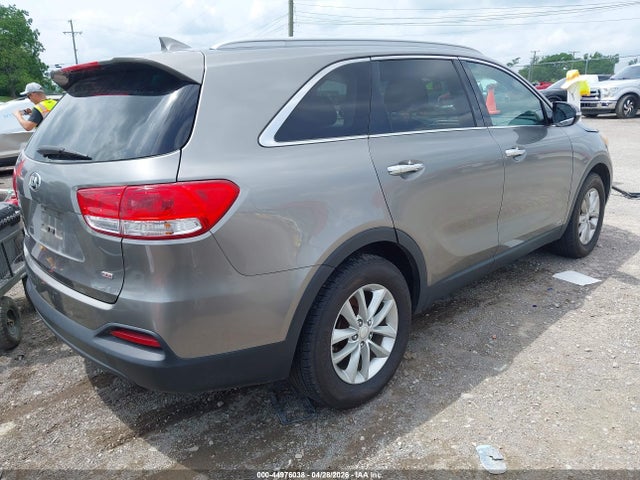 44976038 :رقم المزاد ، 5XYPGDA31GG056883 vin ، 2016 Kia Sorento 2.4l Lx مزاد بيع