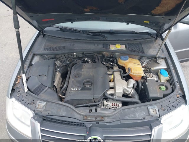 44976053 :رقم المزاد ، WVWPD63B12P354011 vin ، 2002 Volkswagen Passat Gls مزاد بيع