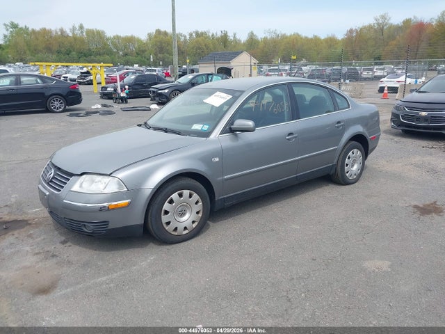 44976053 :رقم المزاد ، WVWPD63B12P354011 vin ، 2002 Volkswagen Passat Gls مزاد بيع