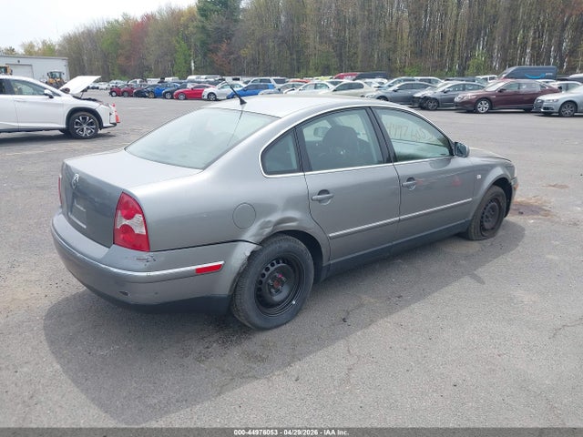 44976053 :رقم المزاد ، WVWPD63B12P354011 vin ، 2002 Volkswagen Passat Gls مزاد بيع