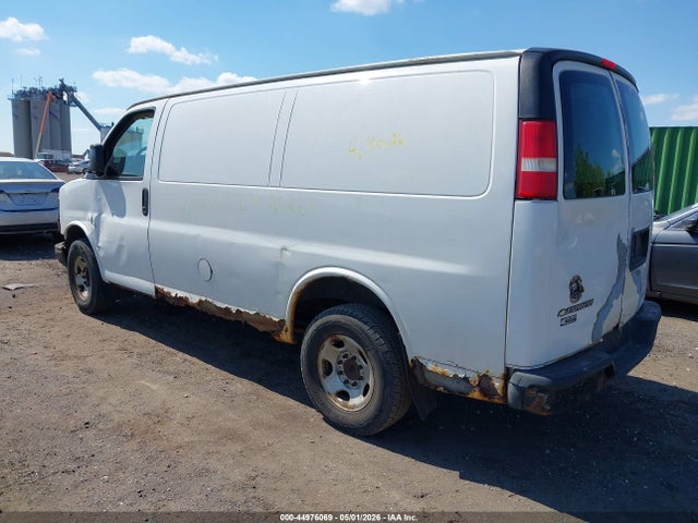 44976069 :رقم المزاد ، 1GCGG25C881215723 vin ، 2008 Chevrolet Express Work Van مزاد بيع