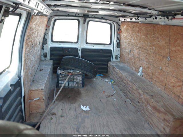 44976069 :رقم المزاد ، 1GCGG25C881215723 vin ، 2008 Chevrolet Express Work Van مزاد بيع