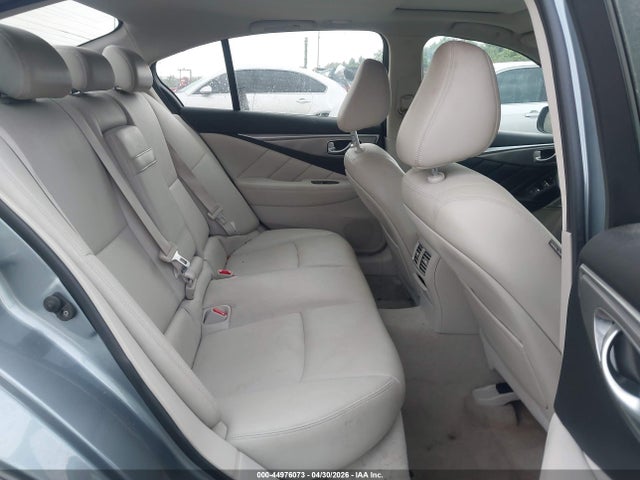 Продажа на аукционе авто 2017 Infiniti Q50 3.0t Premium, vin: JN1EV7AP5HM743532, номер лота: 44976073