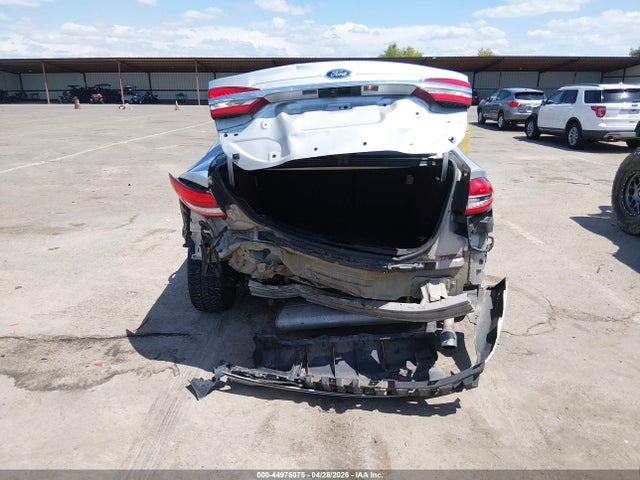 3FA6P0H78HR142914 Ford FUSION SE