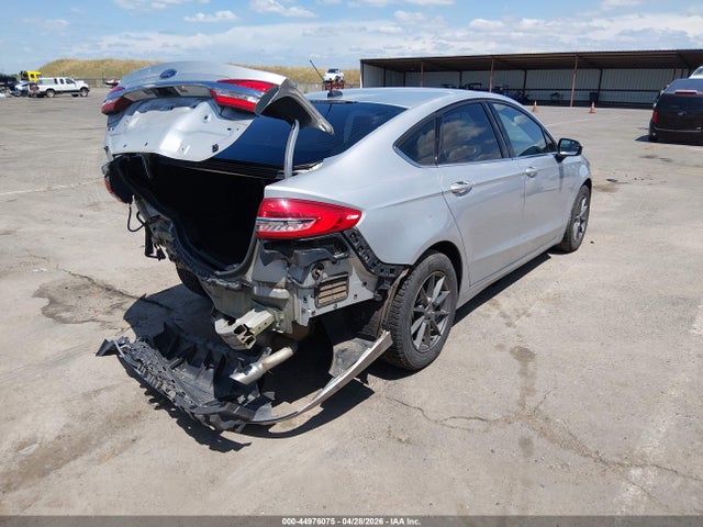 3FA6P0H78HR142914 Ford FUSION SE
