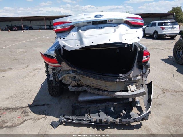 3FA6P0H78HR142914 Ford FUSION SE