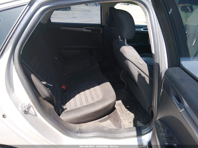 3FA6P0H78HR142914 Ford FUSION SE