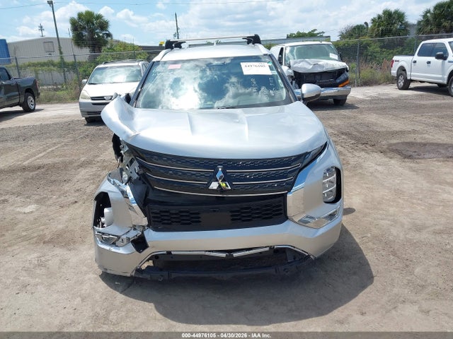 Продаж на аукціоні авто 2022 Mitsubishi Outlander Es 2.5 2wd, vin: JA4J3TA85NZ015060, номер лоту: 44976105