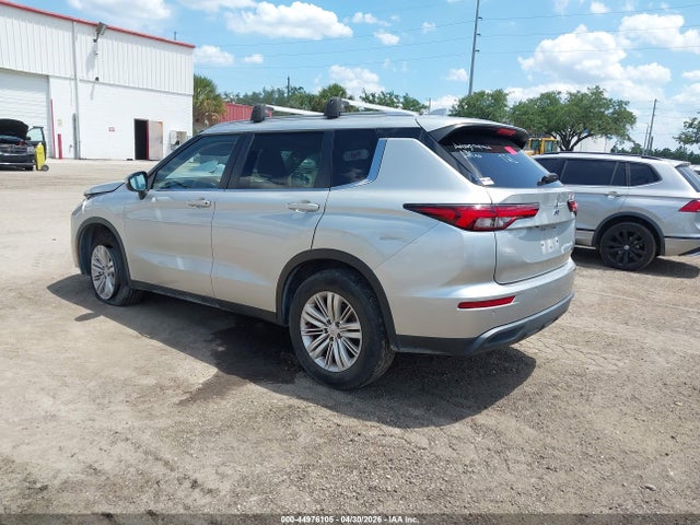 Продаж на аукціоні авто 2022 Mitsubishi Outlander Es 2.5 2wd, vin: JA4J3TA85NZ015060, номер лоту: 44976105