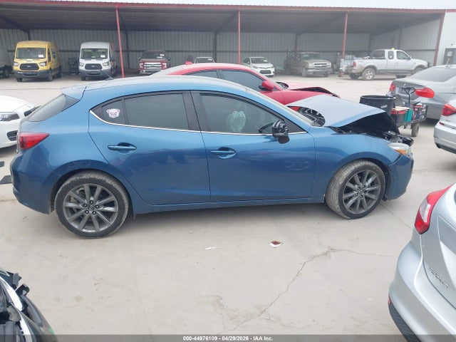 Aukcja sprzedaży 2018 Mazda Mazda3 Touring, vin: 3MZBN1L38JM267257, numer aukcji: 44976109