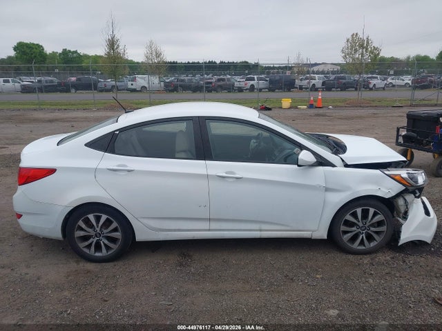 44976117 :رقم المزاد ، KMHCT4AE1HU342997 vin ، 2017 Hyundai Accent Value Edition مزاد بيع