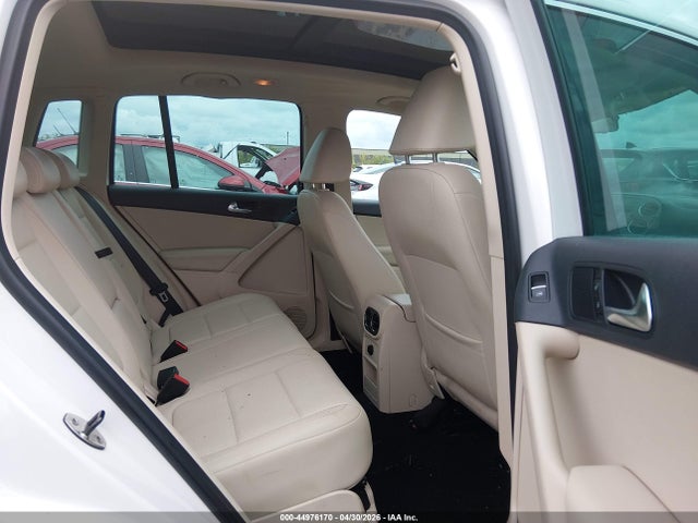 Продаж на аукціоні авто 2011 Volkswagen Tiguan Se, vin: WVGBV7AX8BW548841, номер лоту: 44976170