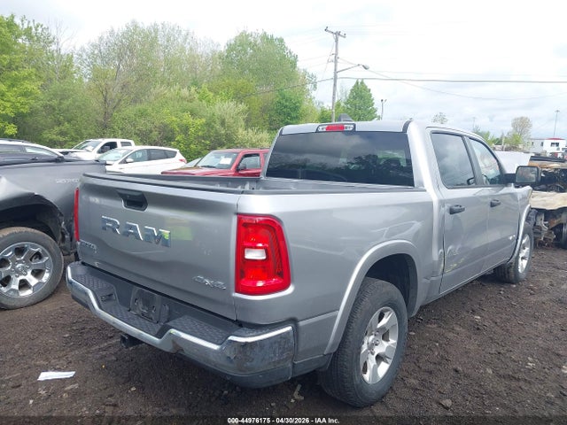 Продажа на аукционе авто 2025 Ram 1500 Big Horn  4x4 5'7 Box, vin: 1C6RRFFG5SN509499, номер лота: 44976175