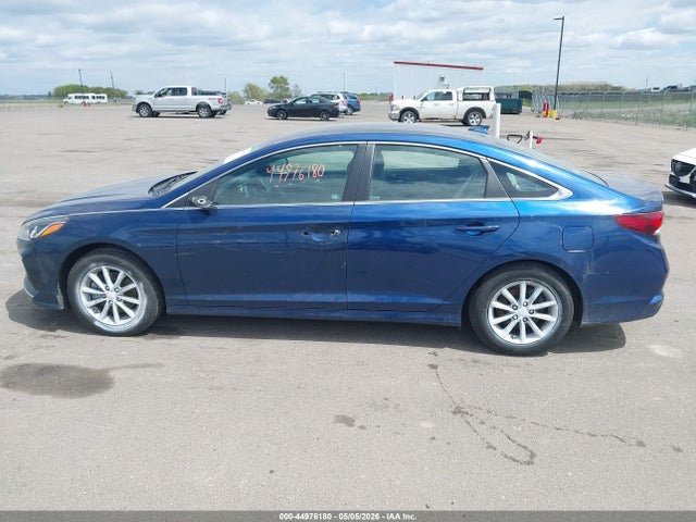44976180 :رقم المزاد ، 5NPE24AF7KH800407 vin ، 2019 Hyundai Sonata Se مزاد بيع