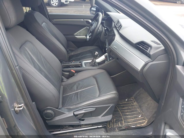 44976185 :رقم المزاد ، WA1AECF33K1086288 vin ، 2019 Audi Q3 2.0t Premium مزاد بيع